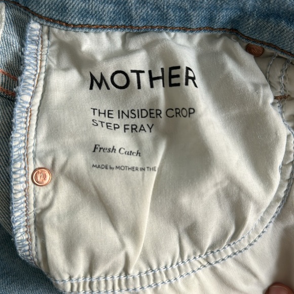 Mother Crop Step Fray in Fresh Catch (size 26) - Picture 3 of 6